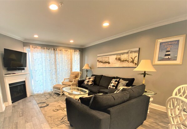 Comfortable sleep sofa, fireplace and Smart TV