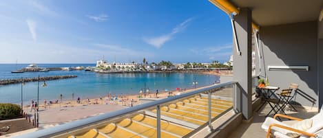 Schönes Haus in der ersten Reihe von Playa de Mogan 