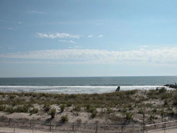 Beachfront Double Deck Ocean Views