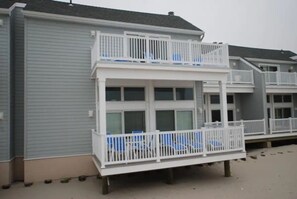 2 20 foot Decks that have boardwalk and ocean front views