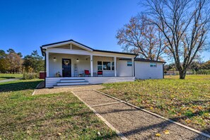 House Exterior | 20-Acre Farm