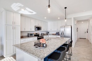Entryway & Open Kitchen