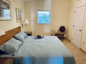 2nd bedroom with King sized bed and  ensuite. We can split this bed into 2 twins
