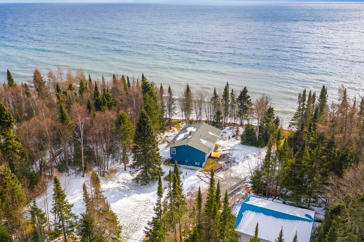 Tamarack House on Lake Superior