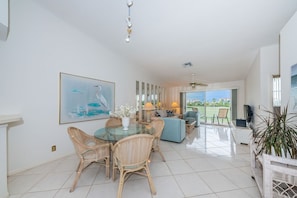 Living & Dining Room