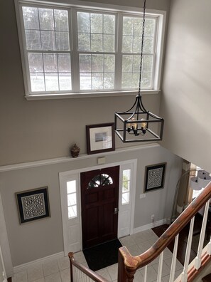 Foyer/Entry