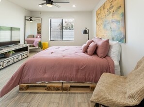 SLEEPING AREA