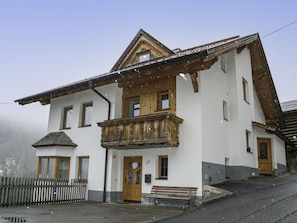 Himmel, Gebäude, Eigentum, Fenster, Tür, Haus, Holz, Hütte, Fassade