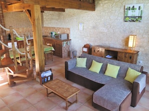 Canapé, Meubles, Table, Propriété, Cadre, Bâtiment, Bois, Design Intérieur, Salon, Maison