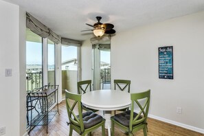 900 Fort Pickens Rd 932-large-010-010-900 Fort Pickens Rd Unit 9327-1500x1000-72dpi