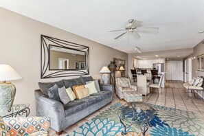 Emerald Isle 104 - Living room