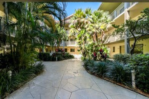 Entrance | Condominium walkway