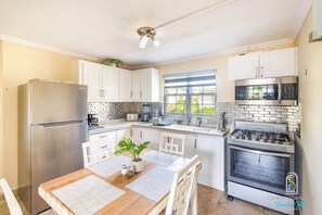 New backsplash & appliances