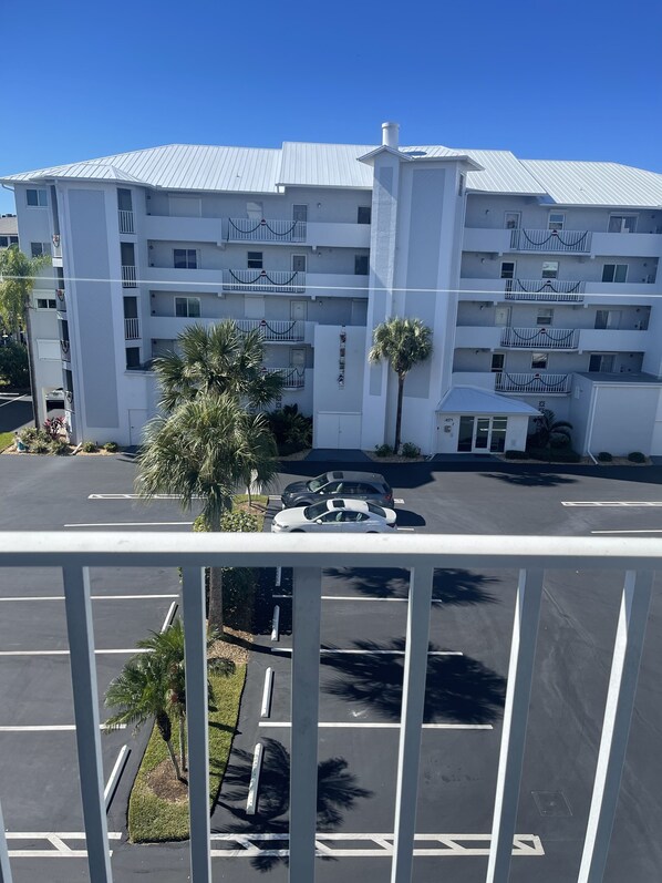 Royal pelican buildings