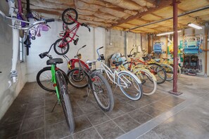 12 bikes of all sizes plus a trailer bike and bike trailer that carries 2 kiddos