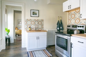 Kitchen with everything you need and more!