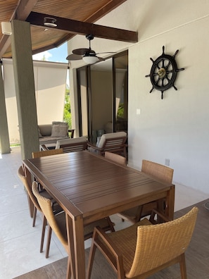 Outdoor dining