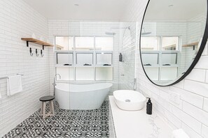 Main bathroom
