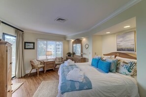 Port O'Call E 204 -  Great Ocean Views (1587)