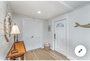 Foyer 
double door to second master bedroom offering nice privacy