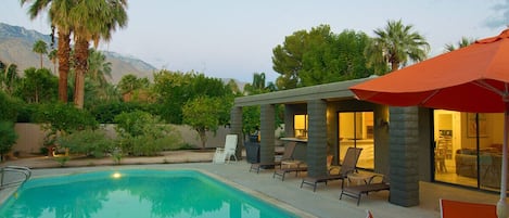 San Jacinto Mountain views from the pool