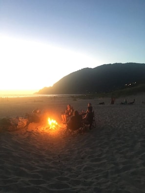 The quintessential Oregon coast experience - campfire at twilight.