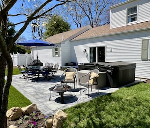 Grill ,hot tub, and the firepit at the patio