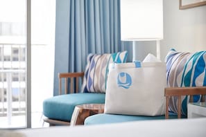 Spend your vacation at a place that feels like a home away from home. Exact unit will be assigned upon arrival. Views, colors and decor may vary.