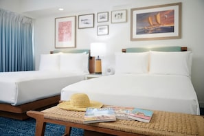 2 Queen size beds; perfect for your vacation!