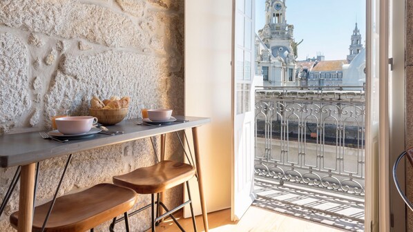 Dining area + view