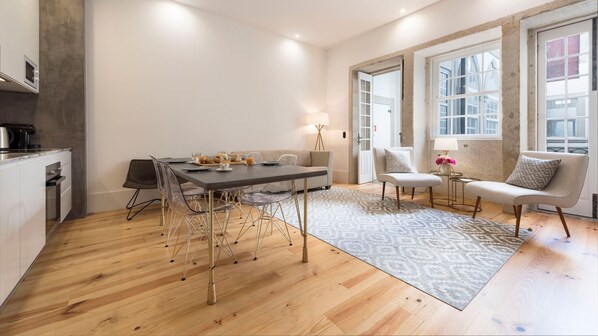 Bright living room with heating/cooling system #bright #cozy
