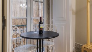 Grab a cup, relax and enjoy one of Portugal's specialty, a lovely and tasty wine by the good view of Lisbon #airbnb #airbnblisbon #portugal #pt #lisbon