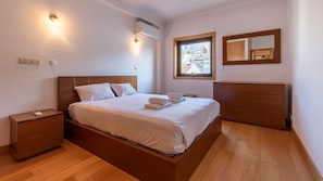 After a lovely day of exploring the city, this comfy bedroom with AC holds whats is needed for a delighful night #airbnb #airbnblisbon #portugal #pt #lisbon #comfort  #lovely #comfy #delightful