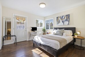 Our "Black Room (2)" with this queen-sized bed.
