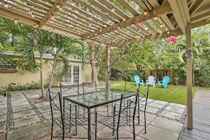 Outdoor Dining Area