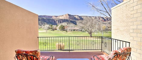 Grand Junction Vacation Rental | 3BR | 2.5BA | Step-Free Access | 1,650 Sq Ft