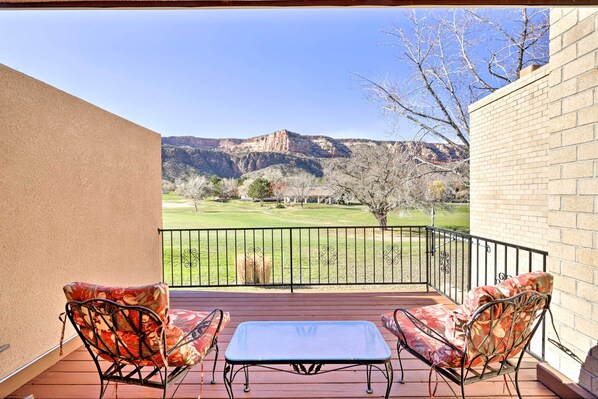 Grand Junction Vacation Rental | 3BR | 2.5BA | Step-Free Access | 1,650 Sq Ft