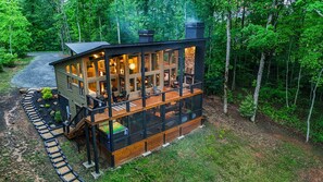 Laidback Luxury in Blue Ridge
