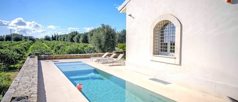 Pool, Summer