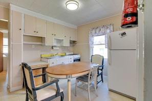 Dining Area | Free WiFi | Dishware/Flatware Provided