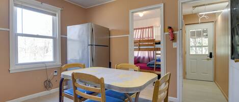 Ellenville Vacation Rental | 2BR | 1BA | 1,000 Sq Ft | 4 Steps Required