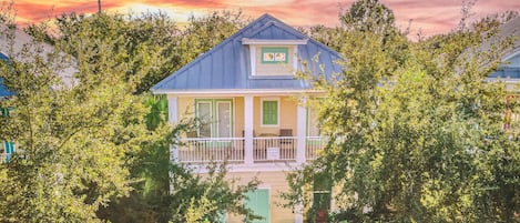 Welcome to The Crystal Canary located in the gated community of Villages of Crystal Beach, directly across from Destin Commons and a <10 minute walk or quick seasonal trolley ride to the beach. Our home is perfect for extended families!