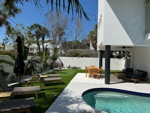 New Poolside Lounger Area