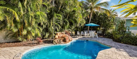 Sea Glass Villa by Anna Maria island Accommodations