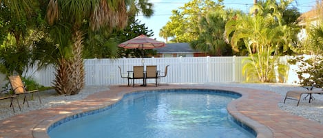 Starfish Beach-by Anna Maria Island Accommodations