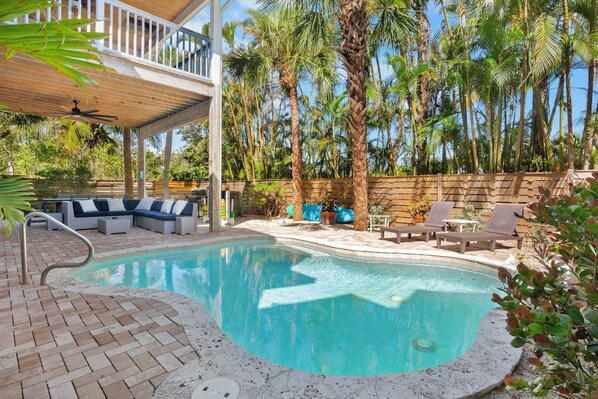 High Tide Haven by Anna Maria Island Accommodations