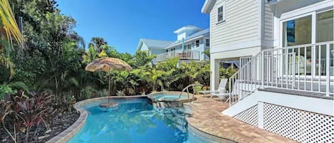 La Mer - By Anna Maria Island Accommodations