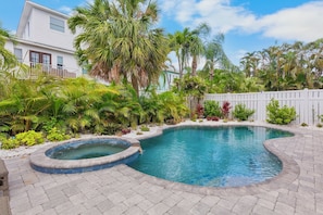 Private Pool and Spa