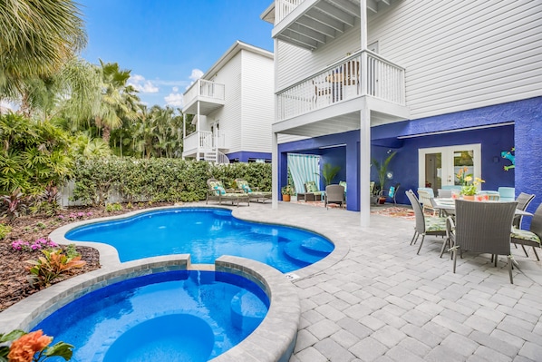 Sand Dollar-Anna Maria Island Accommodations