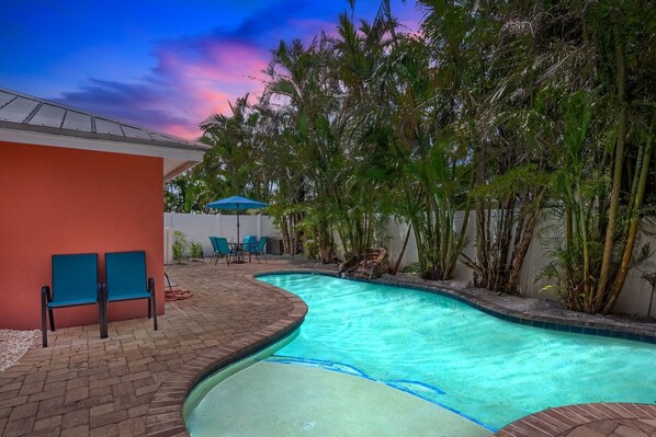 Private Pool